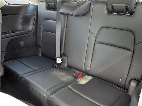 Certified 2022 Nissan Pathfinder SL w/ SL Premium Package FWD image 20