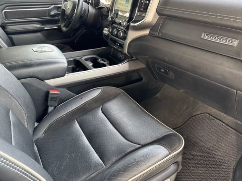 Used 2024 RAM 1500 Laramie RWD image 24