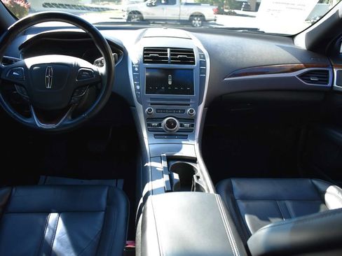 Used 2017 Lincoln MKZ Select w/ Climate Package FWD image 14