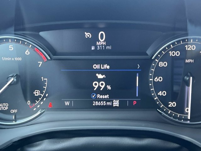 Certified 2024 Cadillac XT5 Luxury w/ LPO, Floor Liner Package AWD/4WD image 20