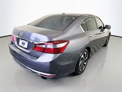 Used 2017 Honda Accord EX image 5