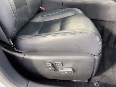 Used 2017 Lexus LS 460 w/ Comfort Package image 32