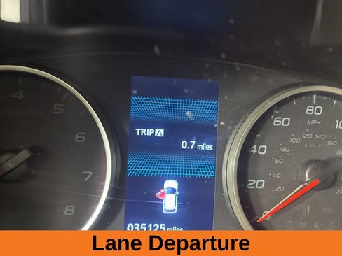 Used 2025 Mitsubishi Eclipse Cross LE AWD/4WD image 14