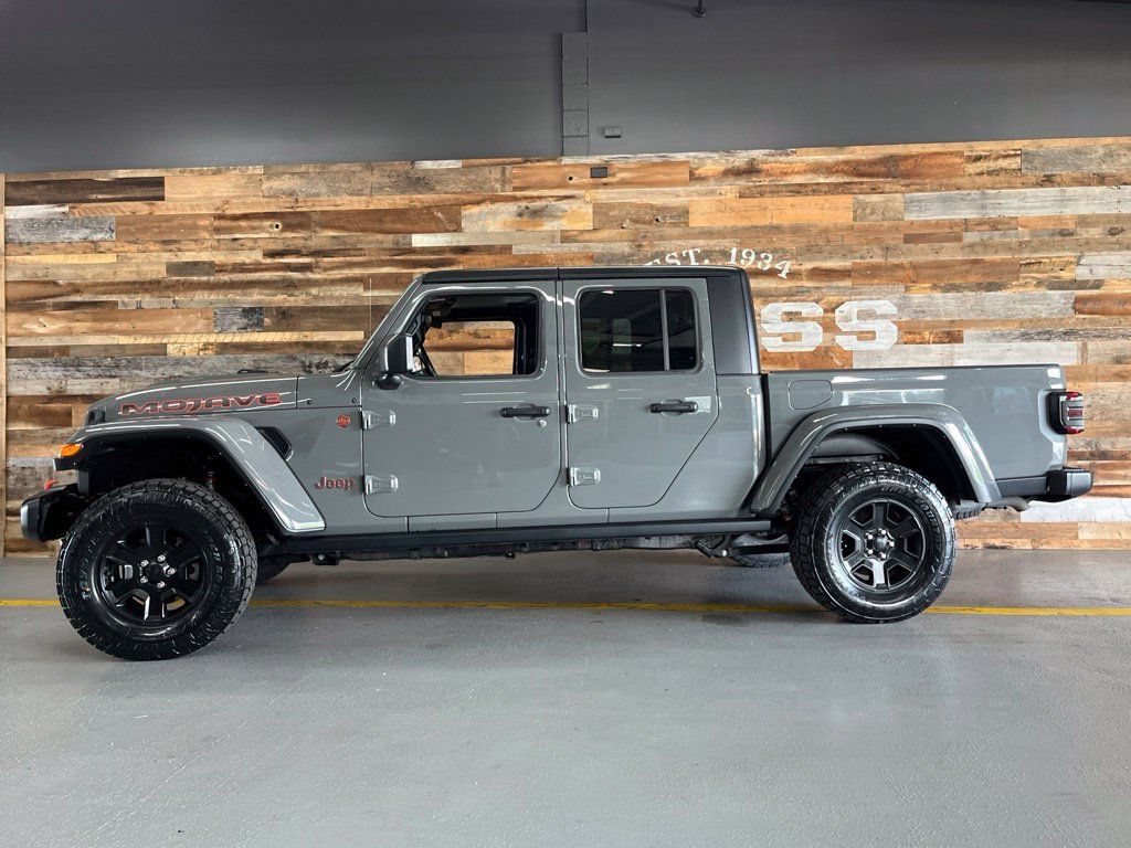 Used 2022 Jeep Gladiator Mojave w/ Cold Weather Group AWD/4WD image 21