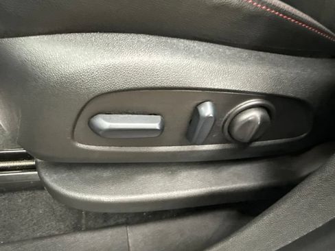 Used 2024 Chevrolet Equinox RS AWD/4WD image 25
