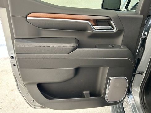 Used 2024 GMC Sierra 1500 Denali w/ Denali Reserve Package image 25