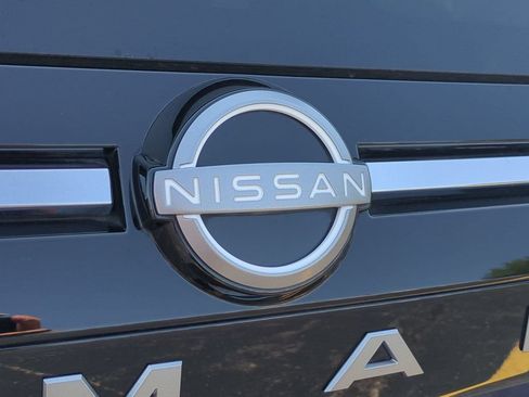 Used 2025 Nissan Armada Platinum AWD/4WD image 32