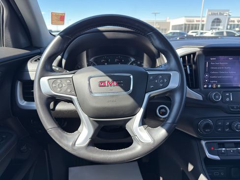 Used 2022 GMC Terrain SLT AWD/4WD image 14