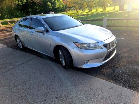 Used 2015 Lexus IS 250 image 3