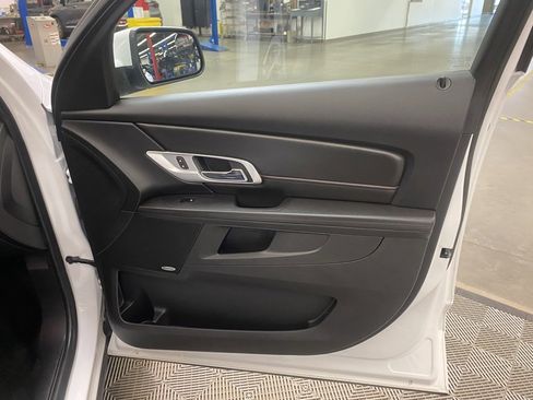 Used 2017 GMC Terrain SLE w/ Convenience Package image 41