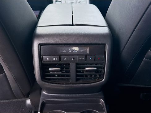 Used 2021 MAZDA CX-9 Touring w/ Touring Premium Package FWD image 22