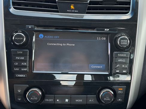 Used 2014 Nissan Altima 2.5 SV w/ Convenience Package FWD image 26