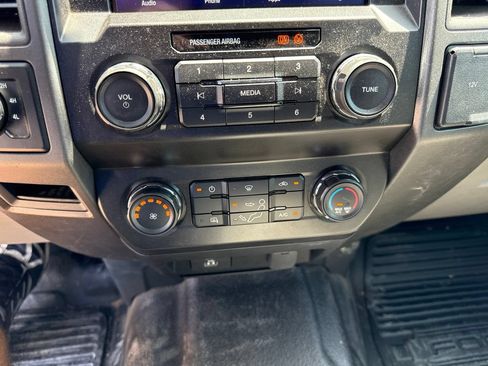 Used 2022 Ford F250 XL w/ Power Equipment Group AWD/4WD image 25