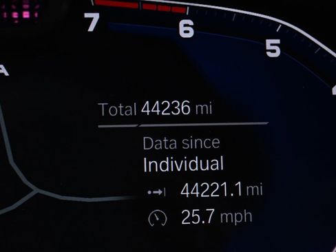 Used 2021 BMW ALPINA B7 xDrive image 30