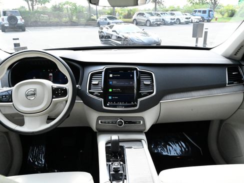 Used 2023 Volvo XC90 B6 Plus AWD/4WD image 44