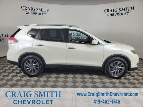 Used 2016 Nissan Rogue SL w/ SL Premium Package FWD image 6