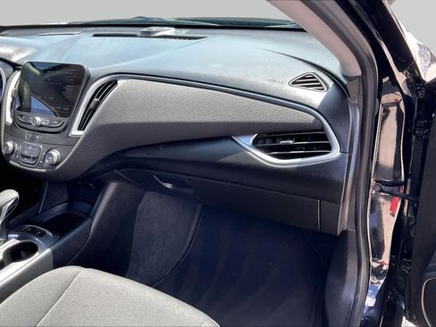 Used 2024 Chevrolet Malibu LS FWD image 18