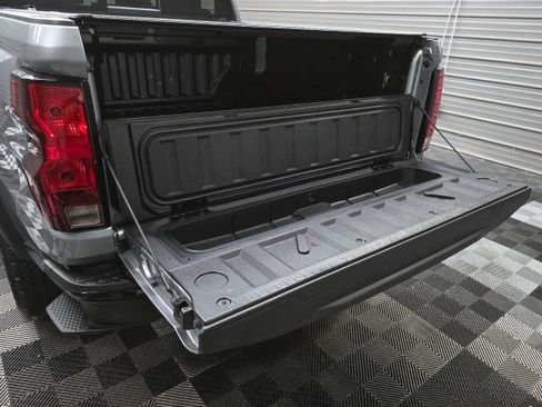 Used 2024 Chevrolet Colorado Trail Boss w/ Advanced Trailering Package AWD/4WD image 13