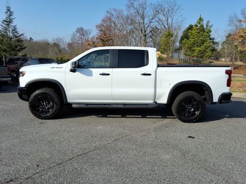 Certified 2024 Chevrolet Silverado 1500 ZR2 w/ Technology Package image 8