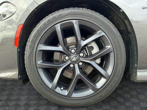 Used 2022 Dodge Charger R/T w/ Blacktop Package image 11