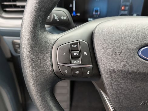 New 2025 Ford Maverick XL w/ Equipment Group 101A image 16