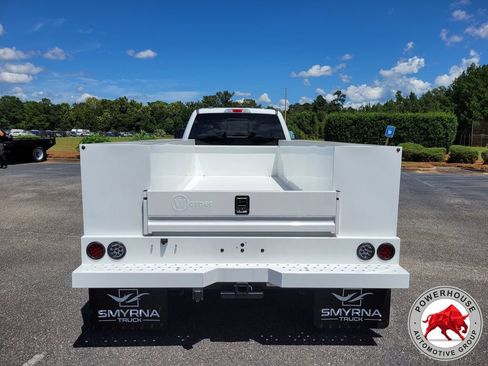 New 2026 Ford F450 XL w/ XL Chrome Package RWD image 5
