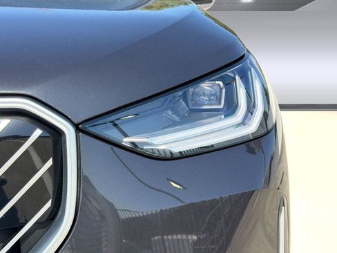 Used 2026 BMW X3 xDrive30 w/ Premium Package image 11