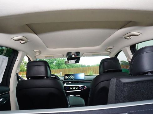 New 2025 Genesis GV70 2.5T Advanced w/ Advanced Package image 21