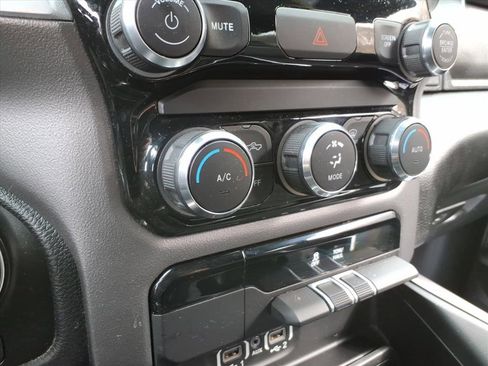 Used 2022 RAM 1500 Big Horn w/ Back Country Package image 21