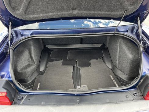 Used 2014 Dodge Challenger R/T image 13