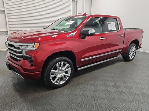 Used 2025 Chevrolet Silverado 1500 High Country AWD/4WD image 5