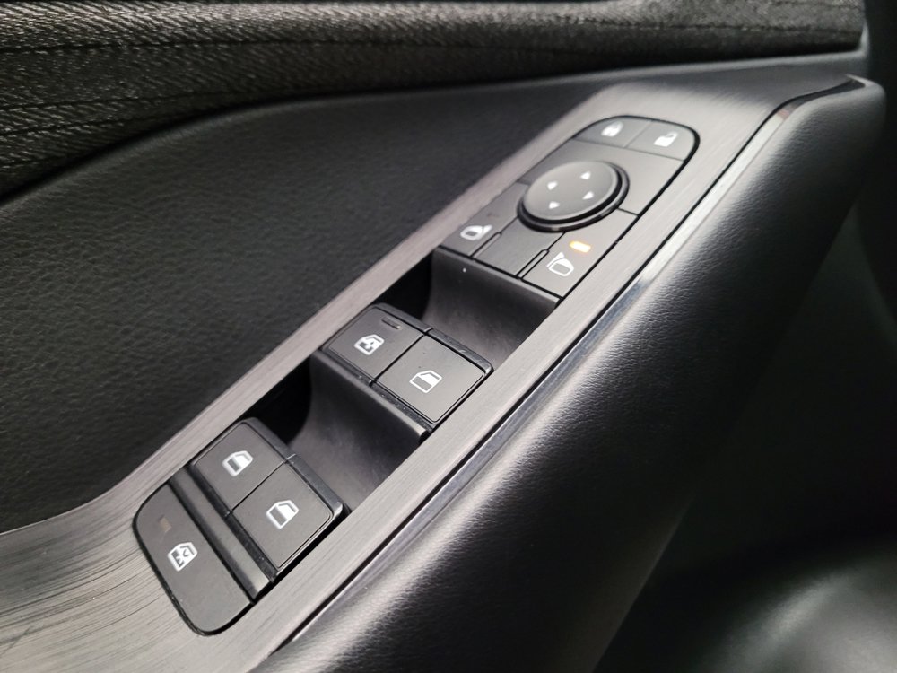 Used 2023 Nissan Rogue S FWD image 27