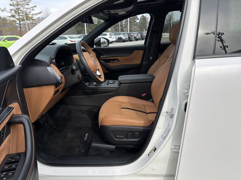 Certified 2025 MAZDA CX-70 3.3 Turbo S w/ Premium Plus image 12