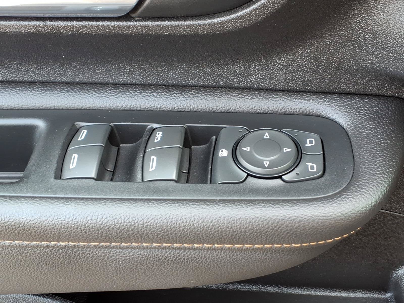 Used 2019 GMC Terrain SLE w/ Driver Convenience Package FWD image 24