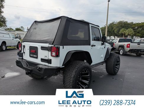 Used 2016 Jeep Wrangler Sport AWD/4WD image 3
