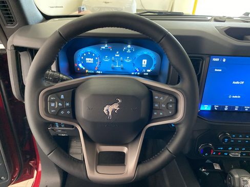 New 2026 Ford Bronco Badlands AWD/4WD image 25