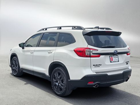 Used 2025 Subaru Ascent Bronze Edition w/ Onyx Package AWD/4WD image 3