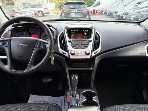 Used 2017 GMC Terrain SLE FWD image 12