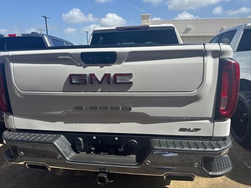 Used 2020 GMC Sierra 1500 SLT w/ SLT Premium Plus Package AWD/4WD image 6