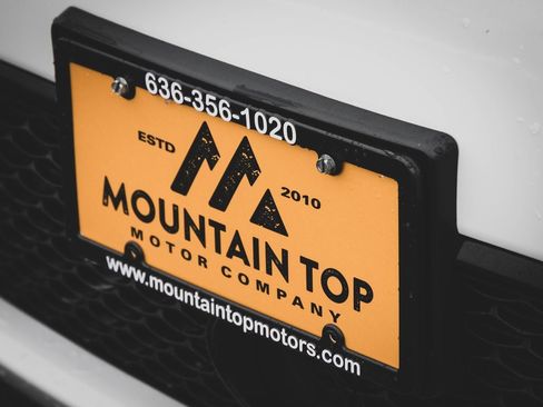 Used 2019 Chrysler Pacifica Limited w/ Advanced Safetytec Group image 23