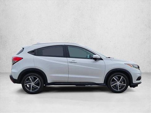 Used 2022 Honda HR-V EX image 4
