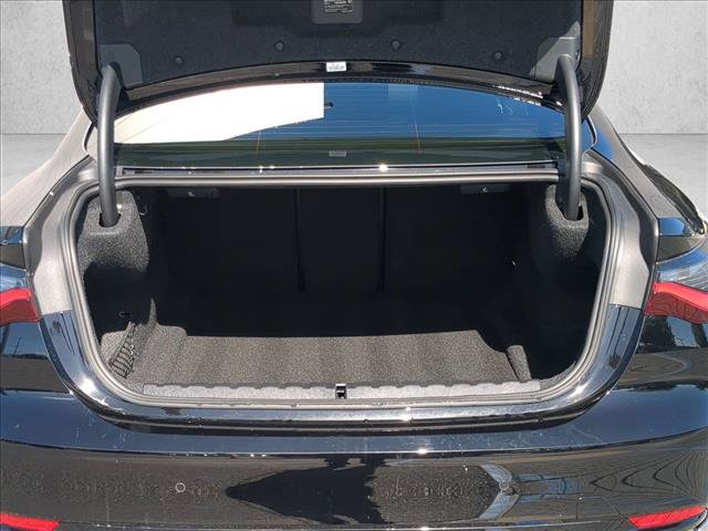 Used 2025 BMW 430i Coupe w/ Convenience Package RWD image 6