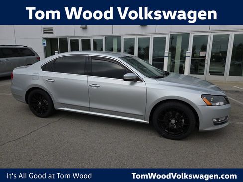 Used 2014 Volkswagen Passat TDI SEL Premium FWD image 1