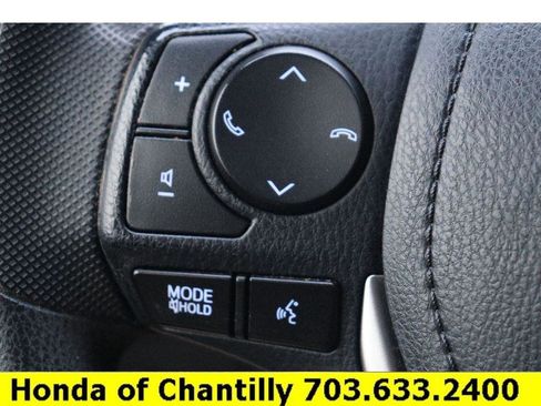 Used 2018 Toyota RAV4 LE image 12