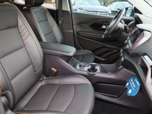 Certified 2024 GMC Terrain AT4 w/ Tech Package AWD/4WD image 29