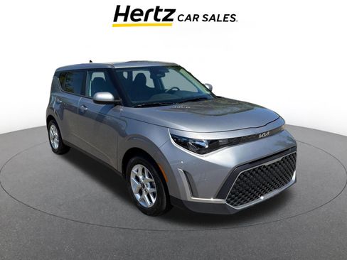 Used 2025 Kia Soul LX w/ LX Technology Package image 1