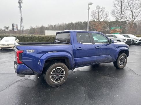 Used 2024 Toyota Tacoma SR5 image 5