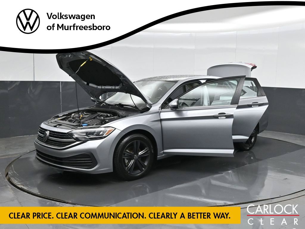 Used 2024 Volkswagen Jetta SE w/ Panoramic Sunroof Package FWD image 53
