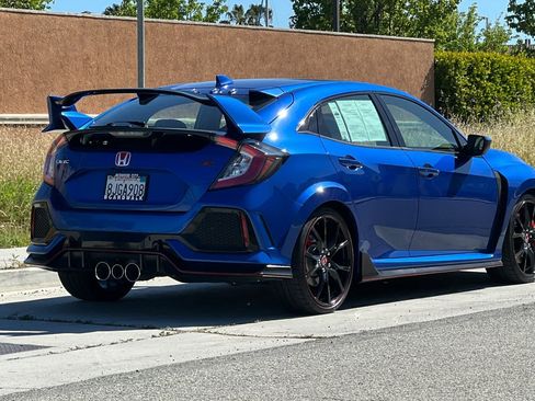 Used 2018 Honda Civic Type R image 4