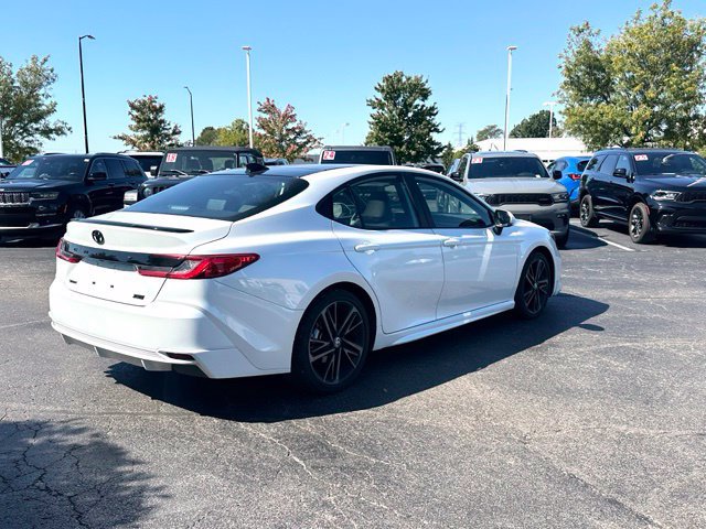 Used 2025 Toyota Camry XSE FWD image 13